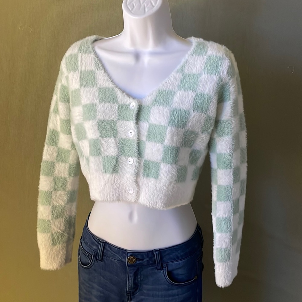 TIMING size M checkered mint & white color cropped sweater top button down